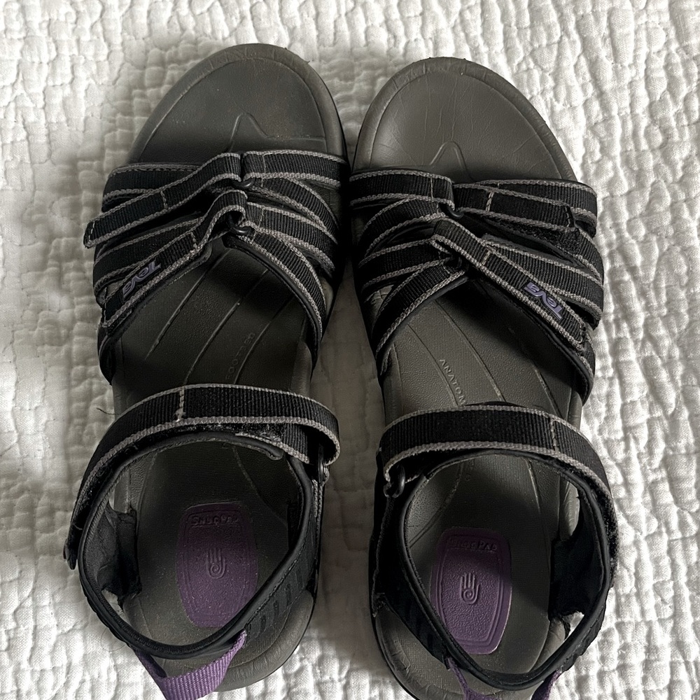 Teva Tirra Women’s Sandals are ready for your big adventure!